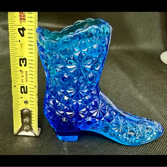 Vintage Blue daisy and button Patterned glass boot - Picture 3 of 4